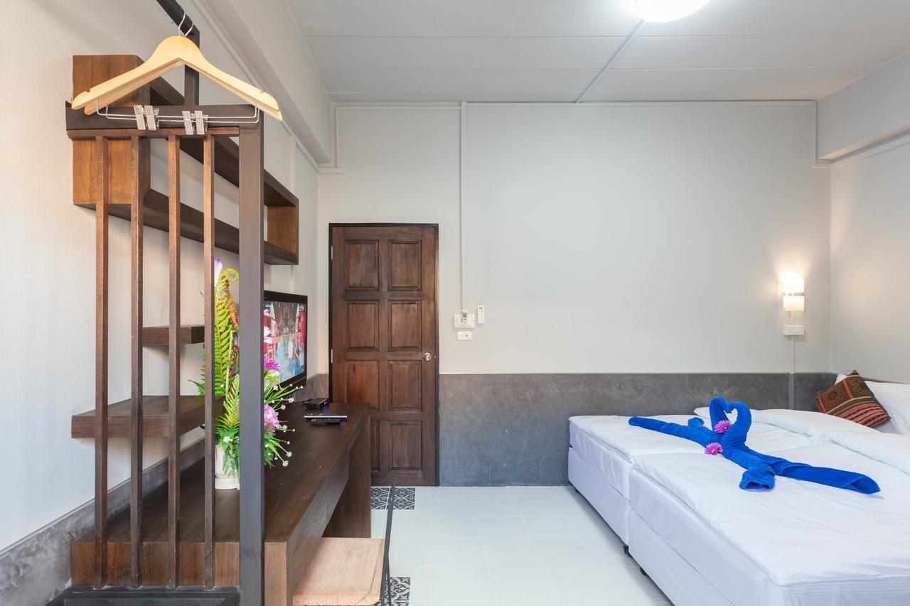 Feelgood@Journey Hostel Phuket Exterior foto